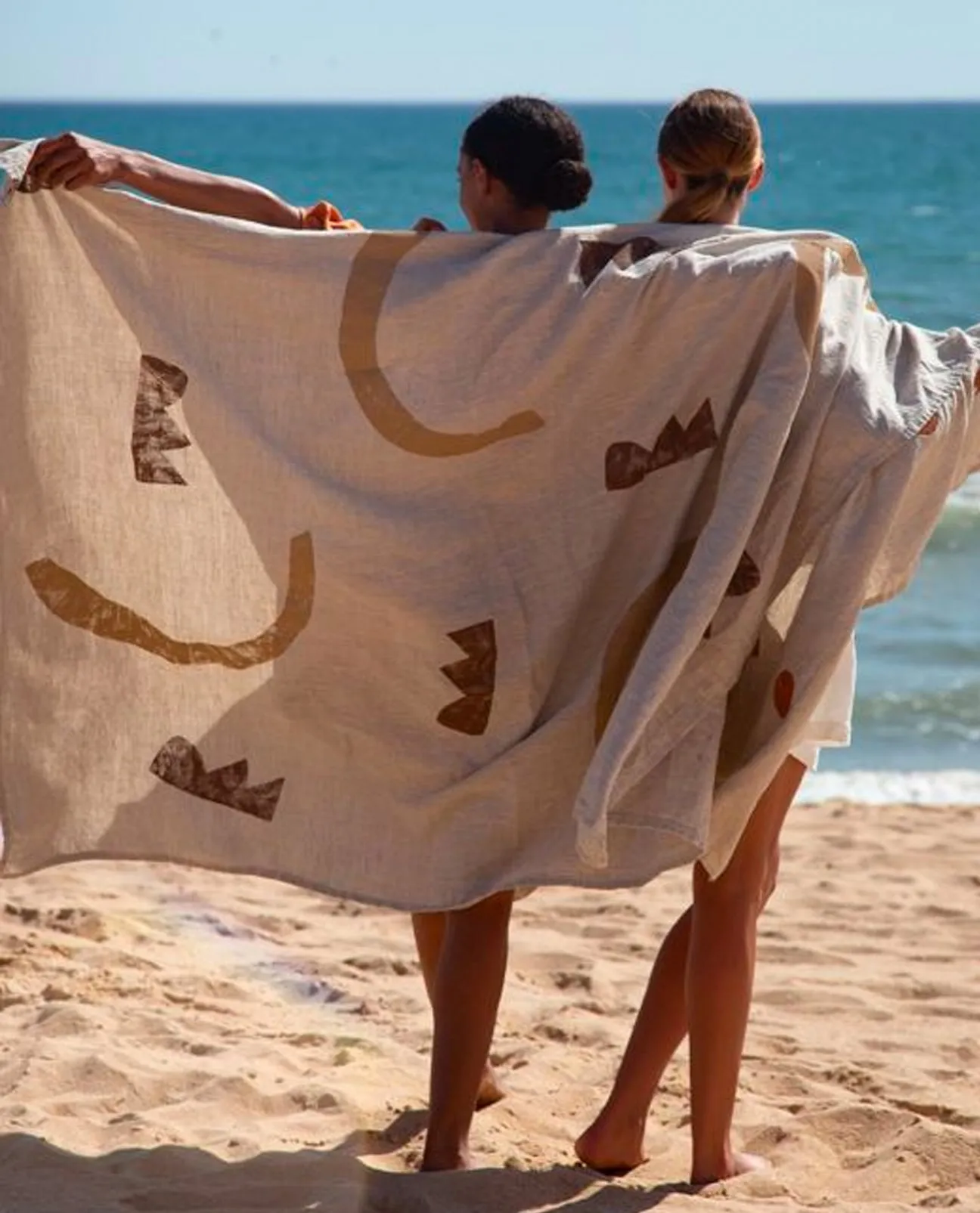 Alvite-Amist Printed Throw in Natural