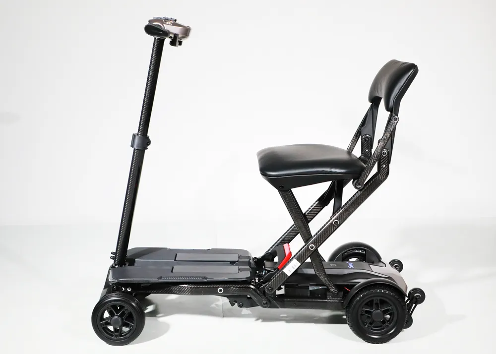 Maleta Carbon Fibre Solax Automatic Folding Scooter
