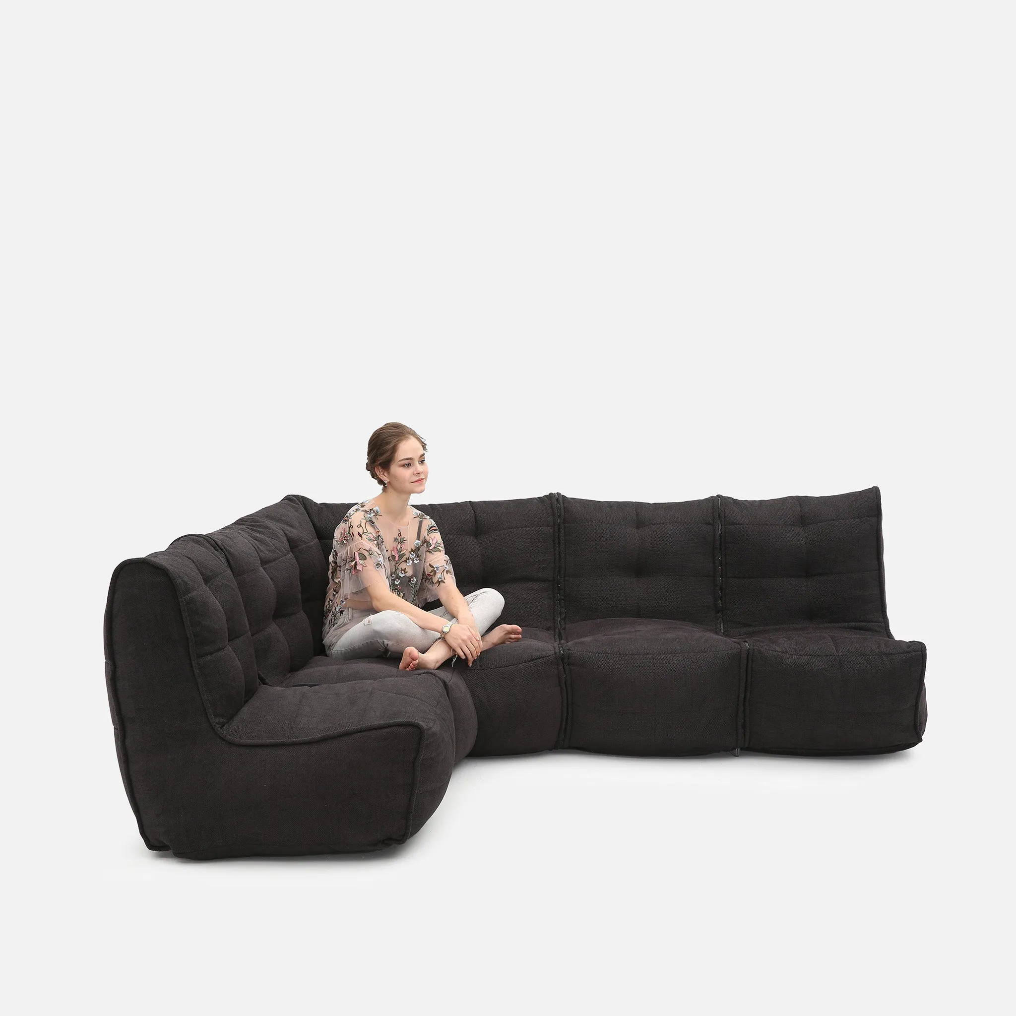 Mod 4 L Sofa - Interior