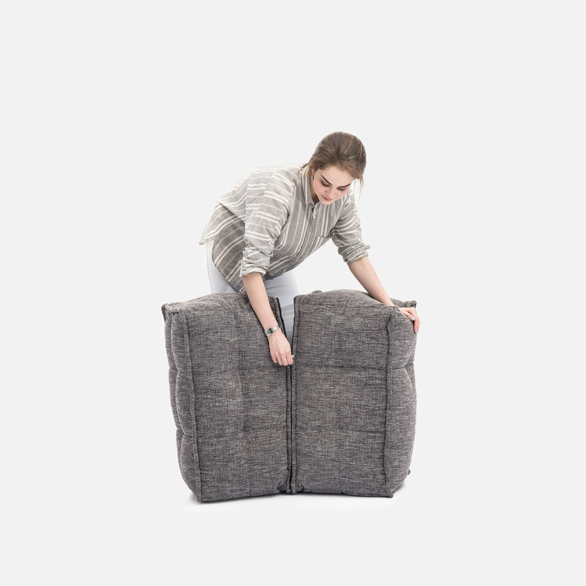 Mod 4 L Sofa - Interior