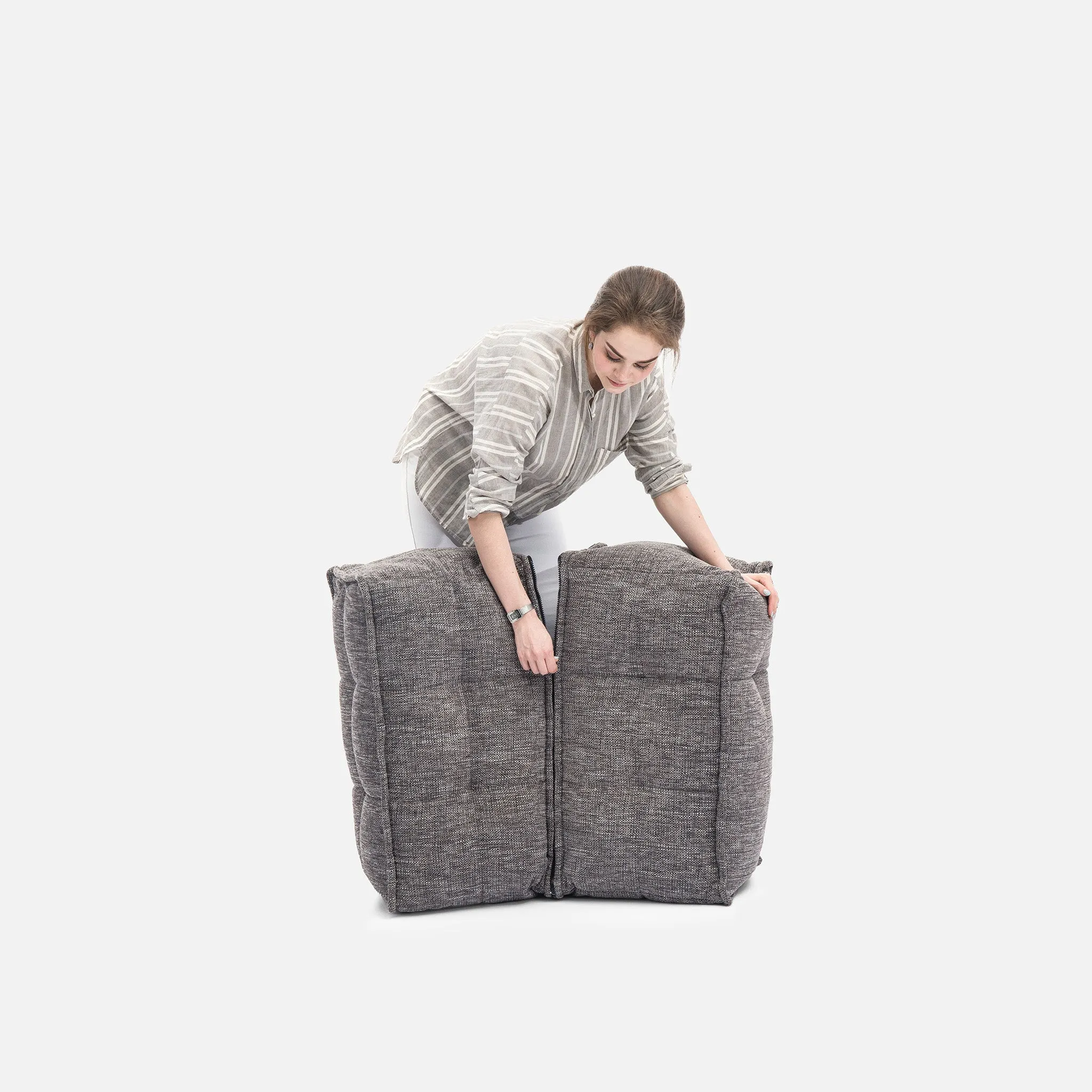 Mod 4 L Sofa - Interior