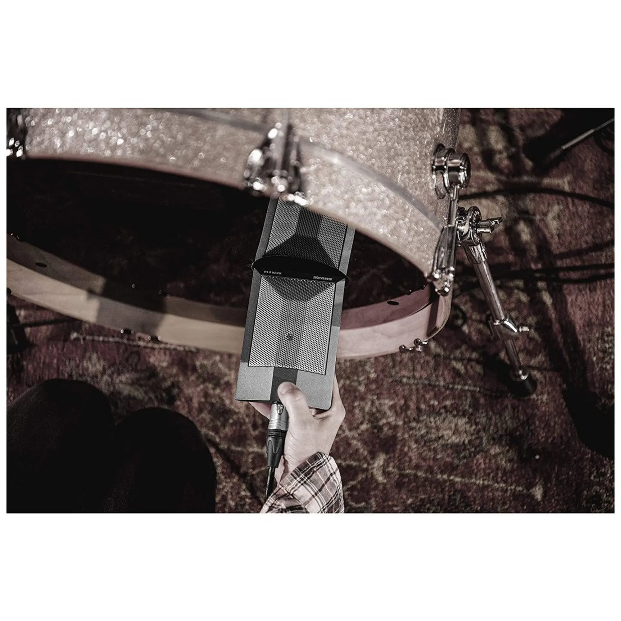 Shure BETA 91A Half-Cardioid Condenser Kick-Drum Microphone (Includes Integrated Preamplifier and XLR Connection)